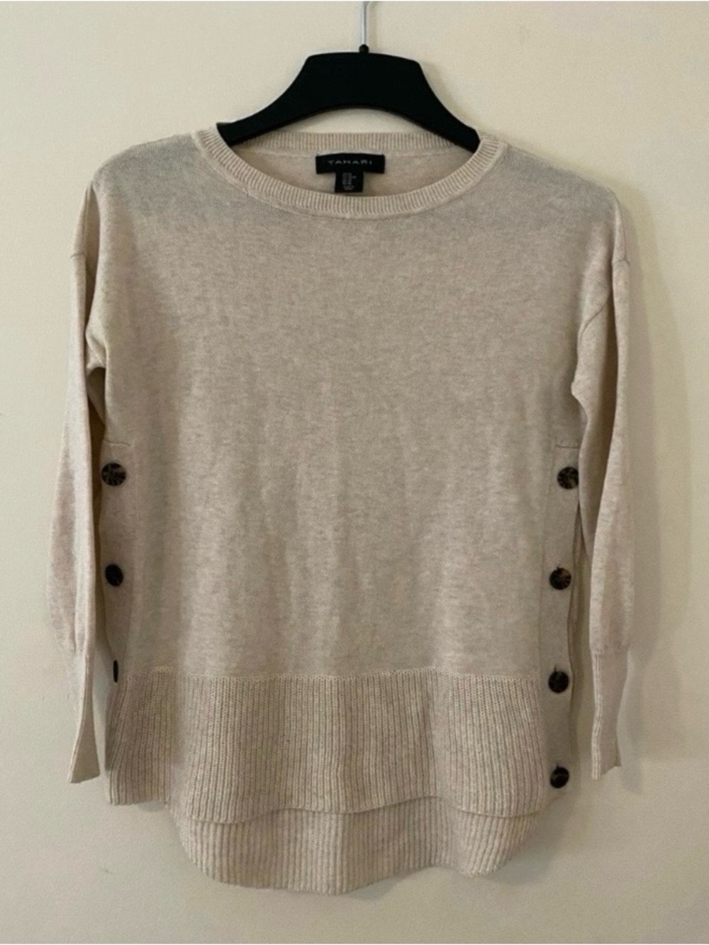 Tahari minimalist oversized Cream Button-Side Ribbed Hem Sweater
